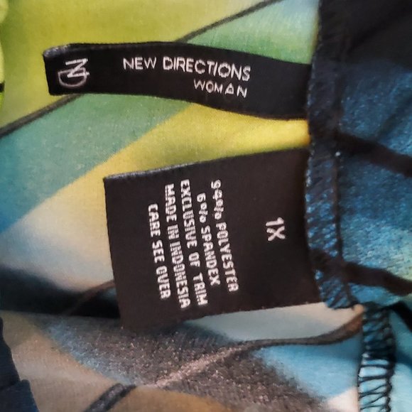 New Directions Summer Dress - Picture 2 of 2